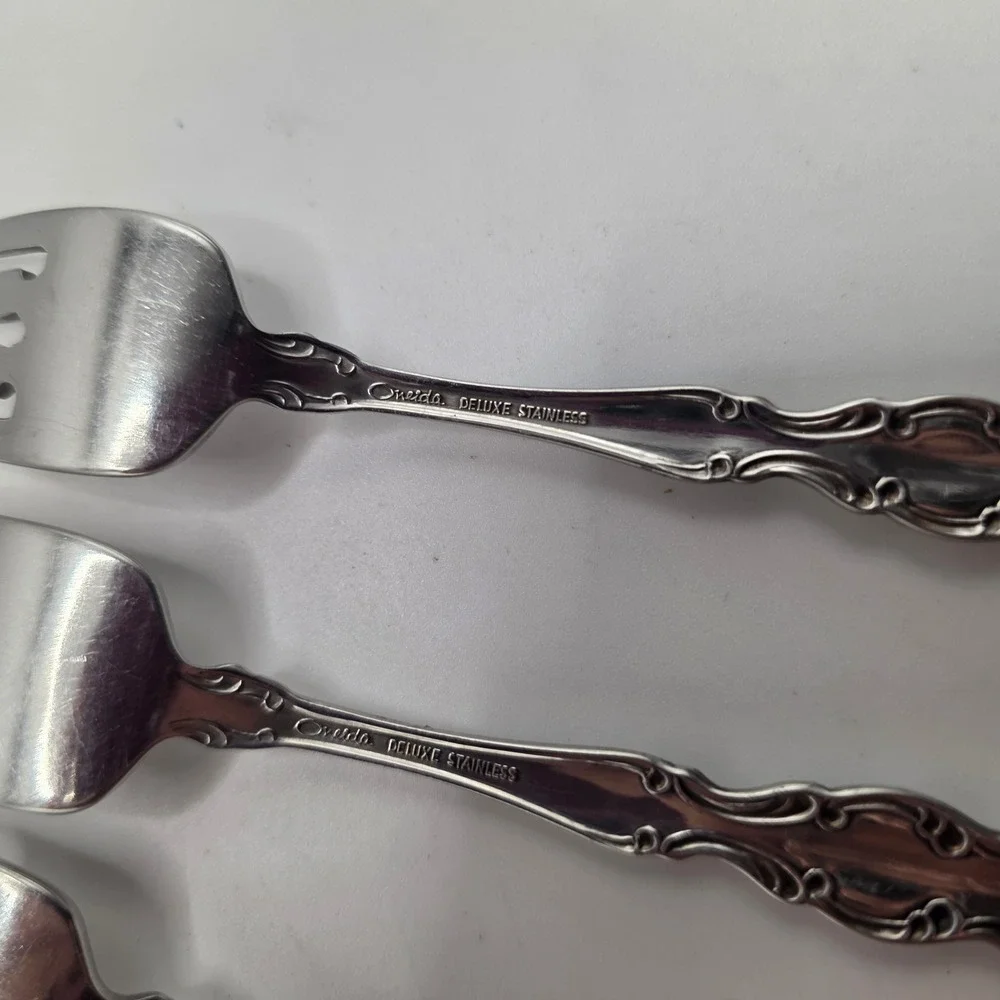 Oneida Salad Fork Chateau Deluxe Stainless Ornate Scroll Glossy Flatware Set 6pc